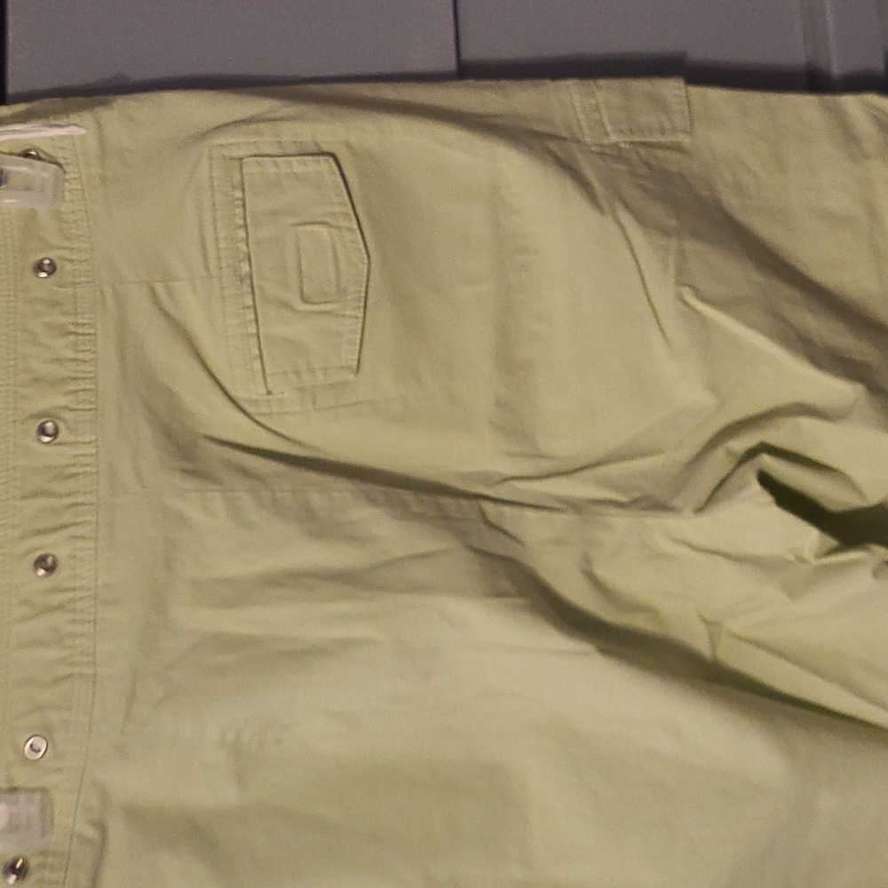 Capris - Picture 4 of 5
